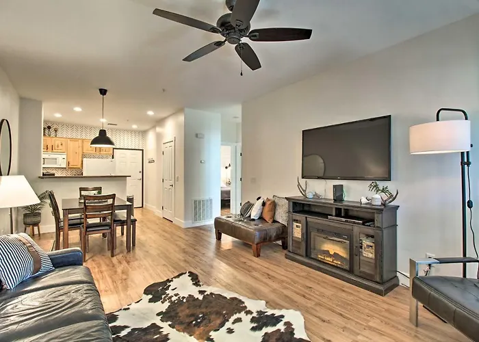 Rustic-chic With Fishing Pond! Apartment