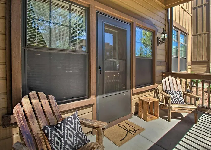 Rustic-chic With Fishing Pond!